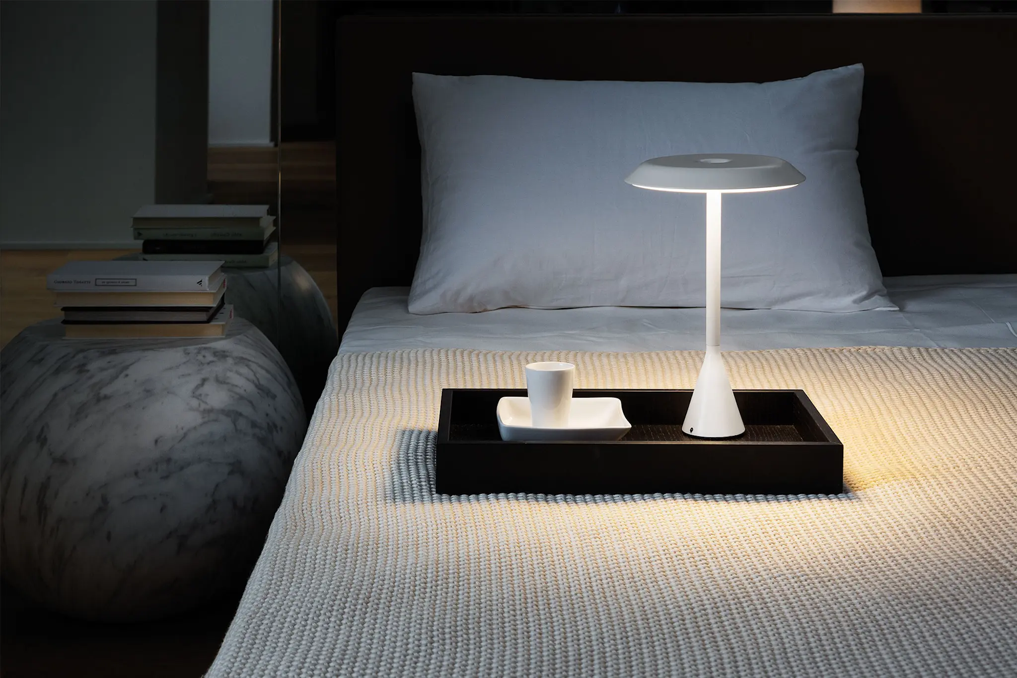 Panama Mini Table, 2700K, Coal black, 11,5W