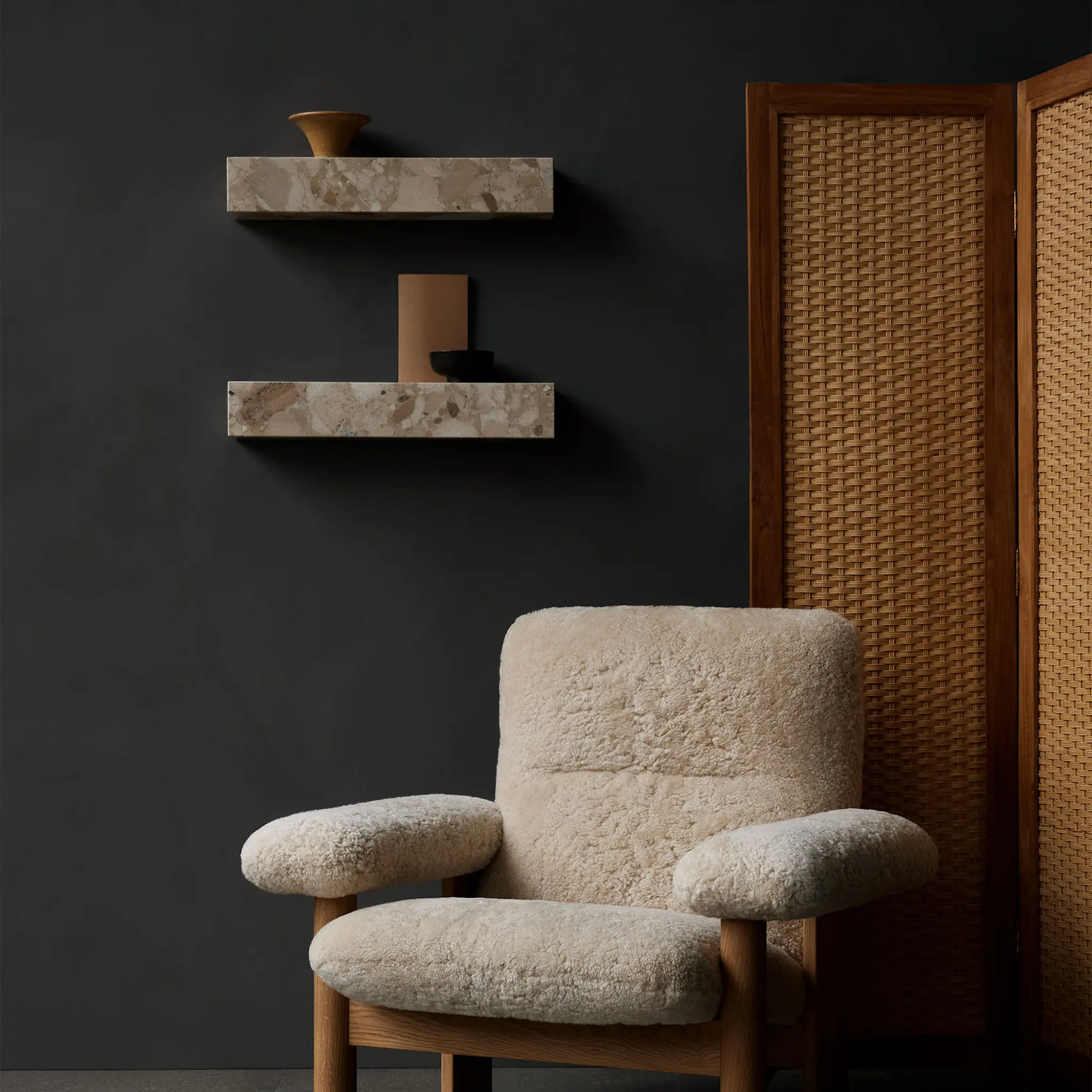 Plinth Shelf vegghylle