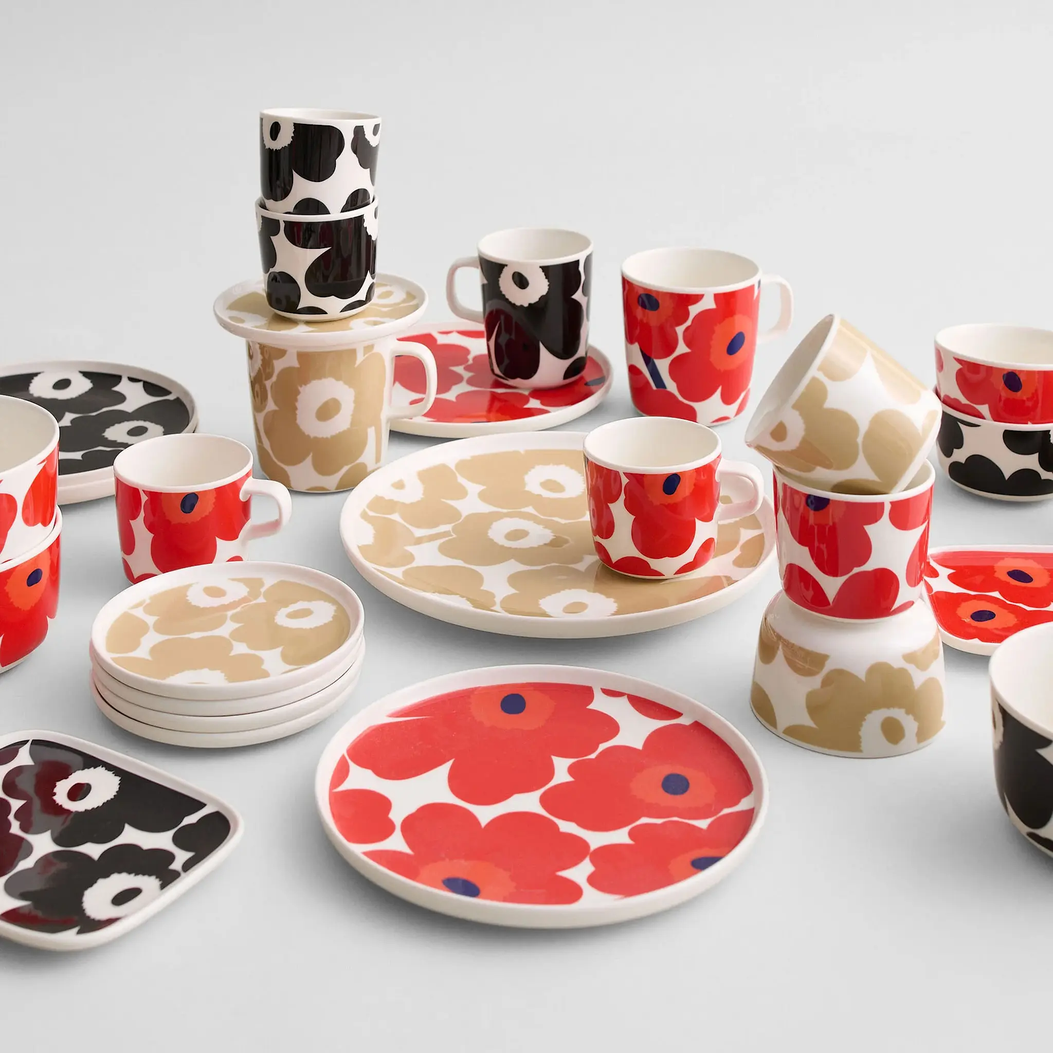 Unikko tallerken 20 cm hvit beige