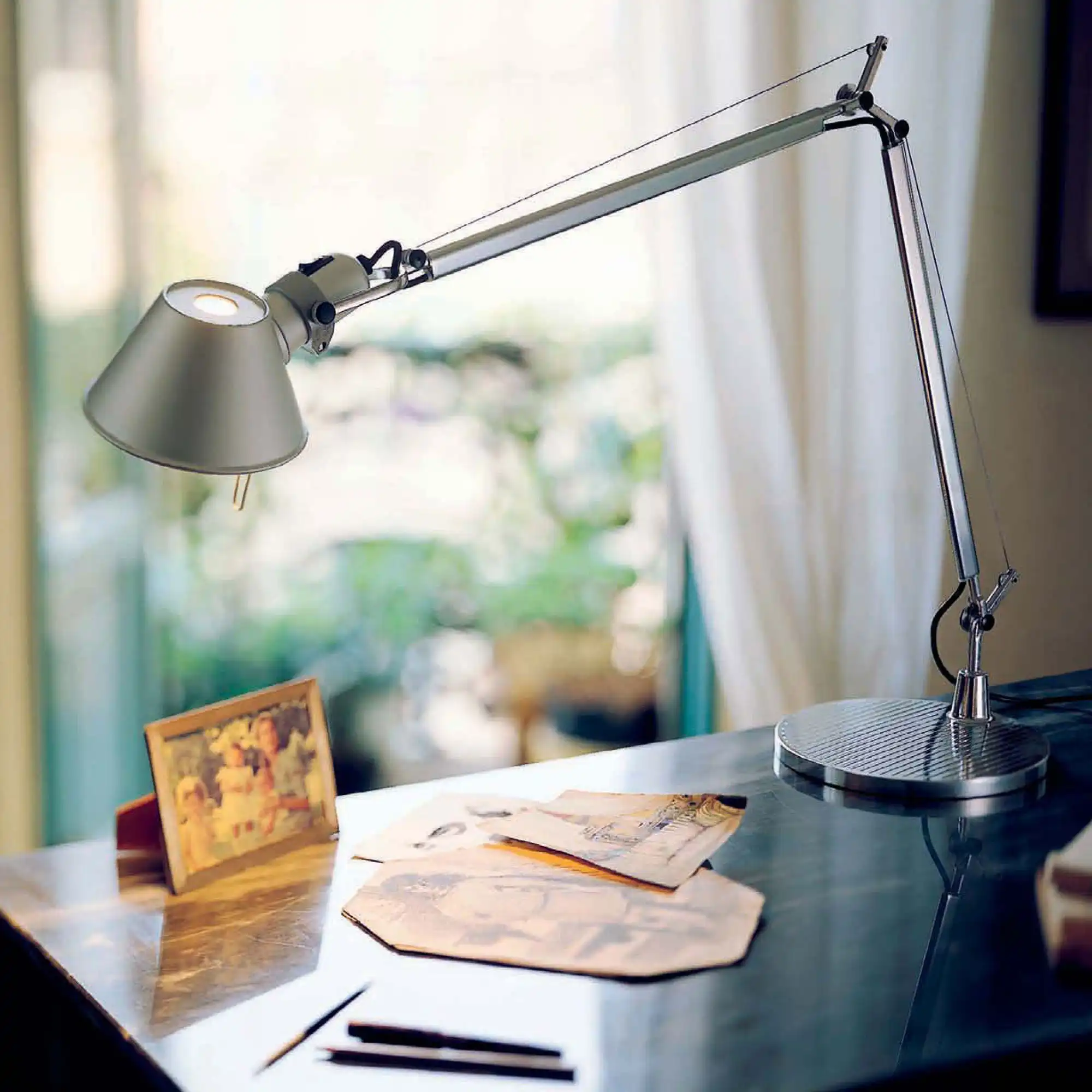 Tolomeo LED Skrivebordslampe