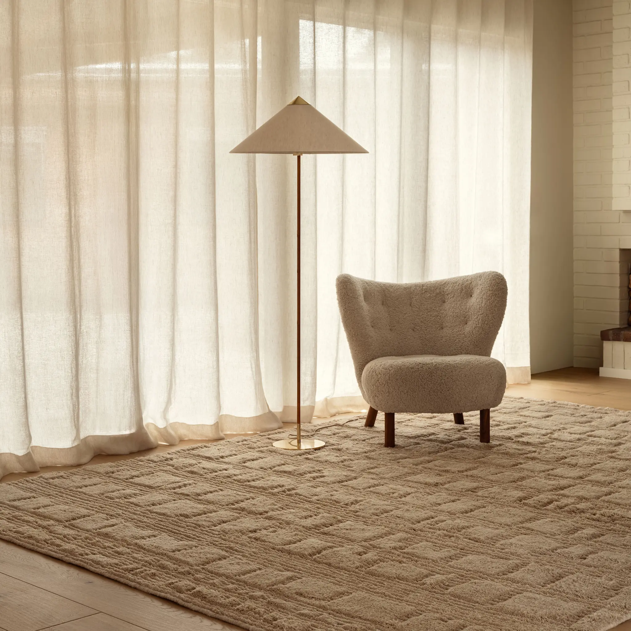 Lydahl håndknyttet ullteppe beige