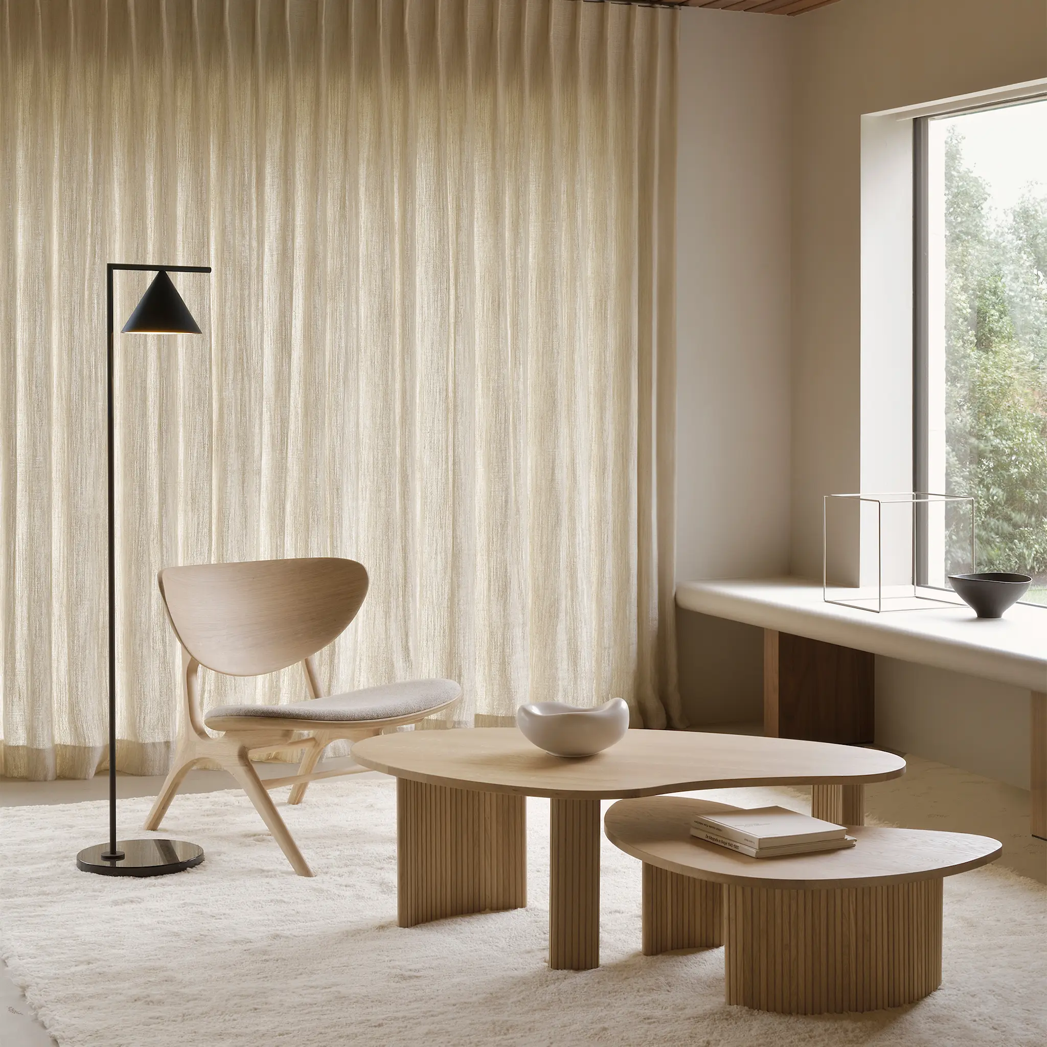 Boomerang Coffee Table 90 x 61 x 29 cm