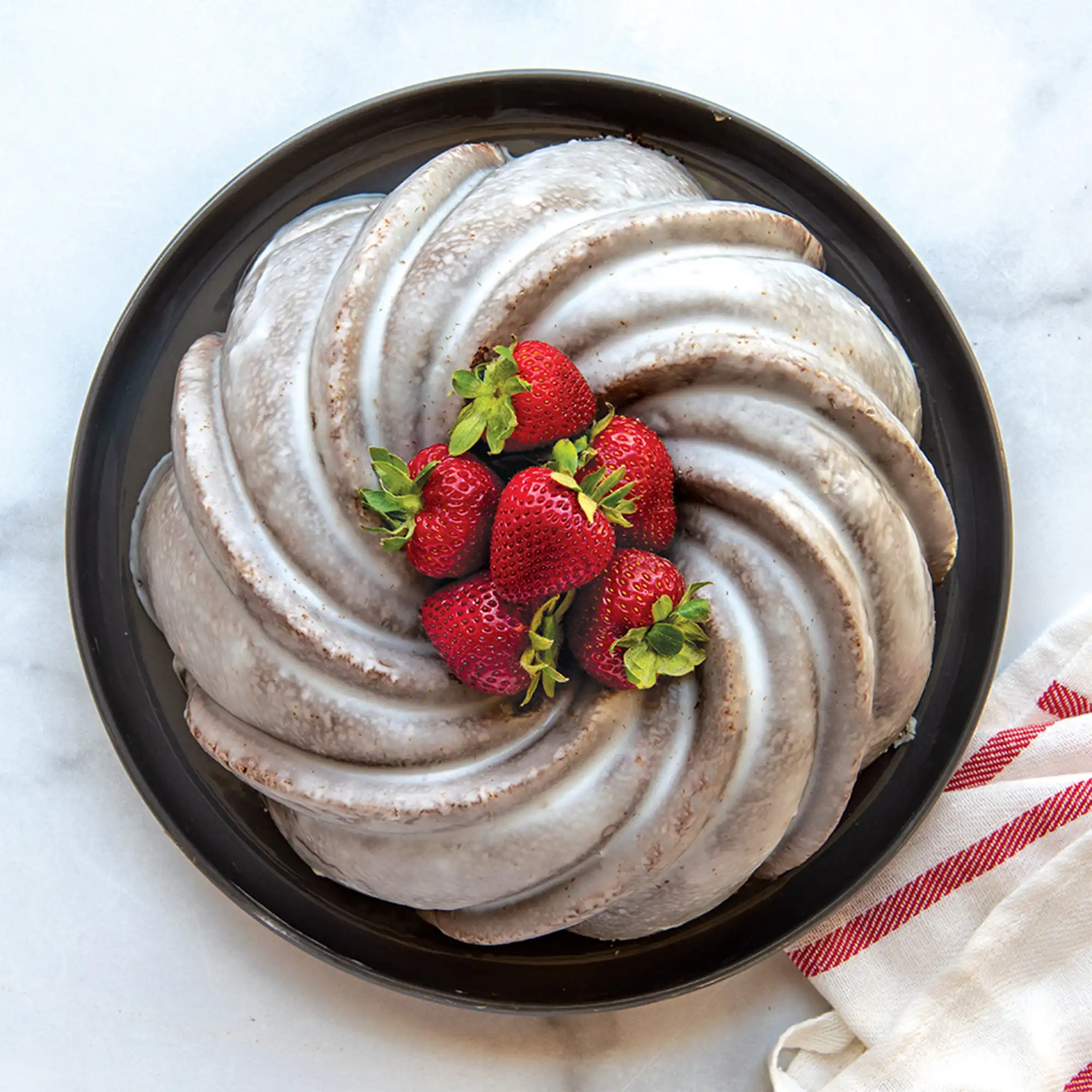 Swirl Bundt Pan