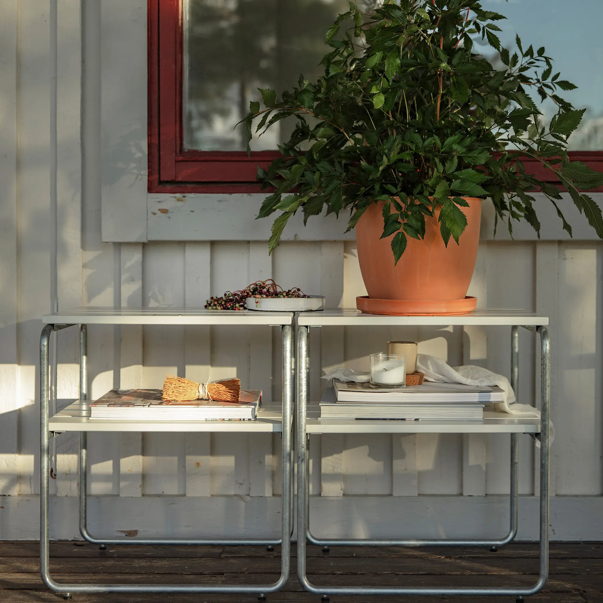 Sidebord L45 utendørsbord