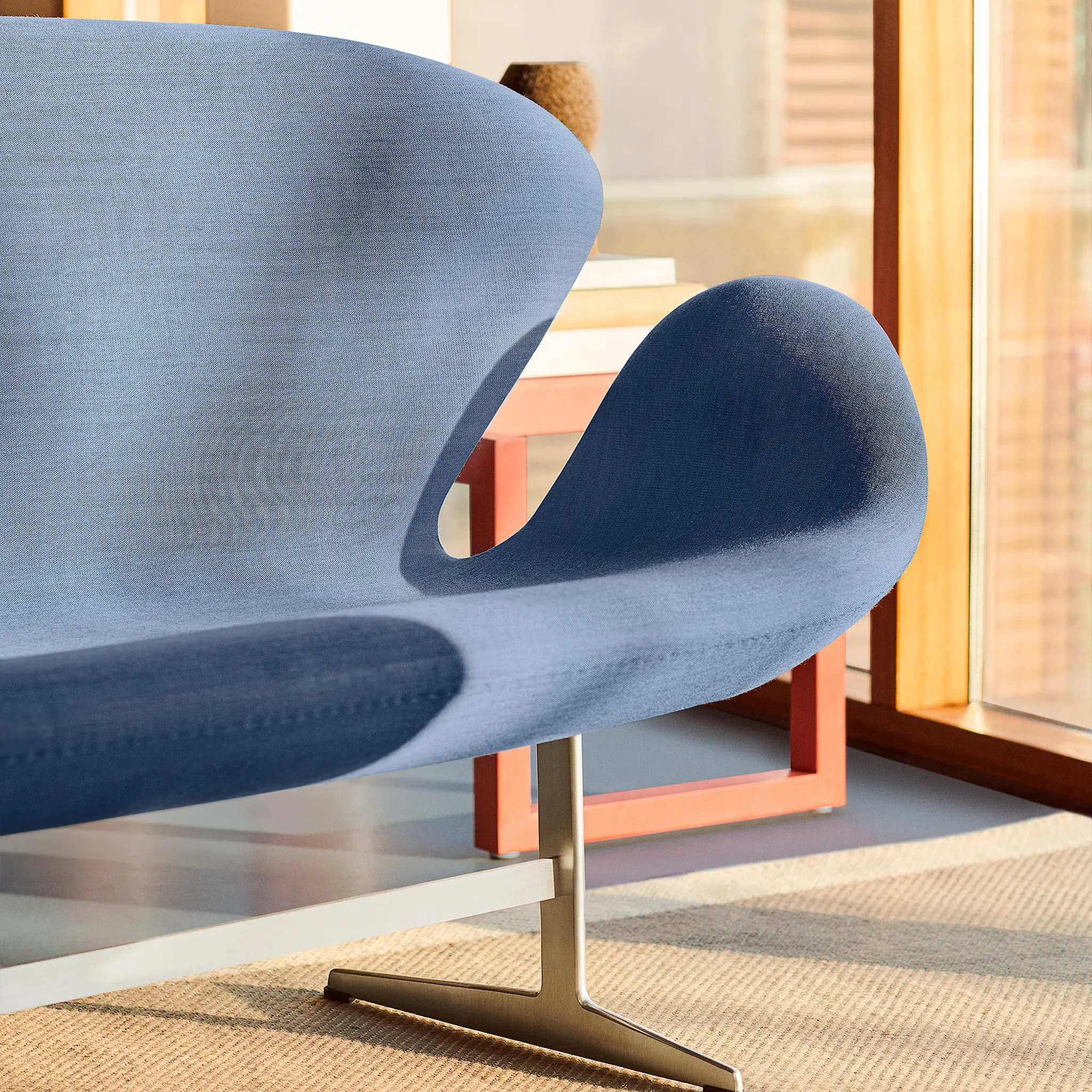 3321 Swan 2-seters sofa