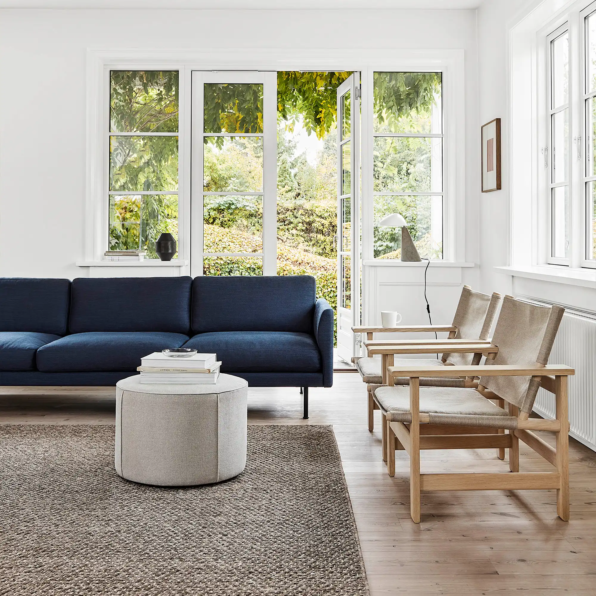 Calmo 3-seters sofa svart metall