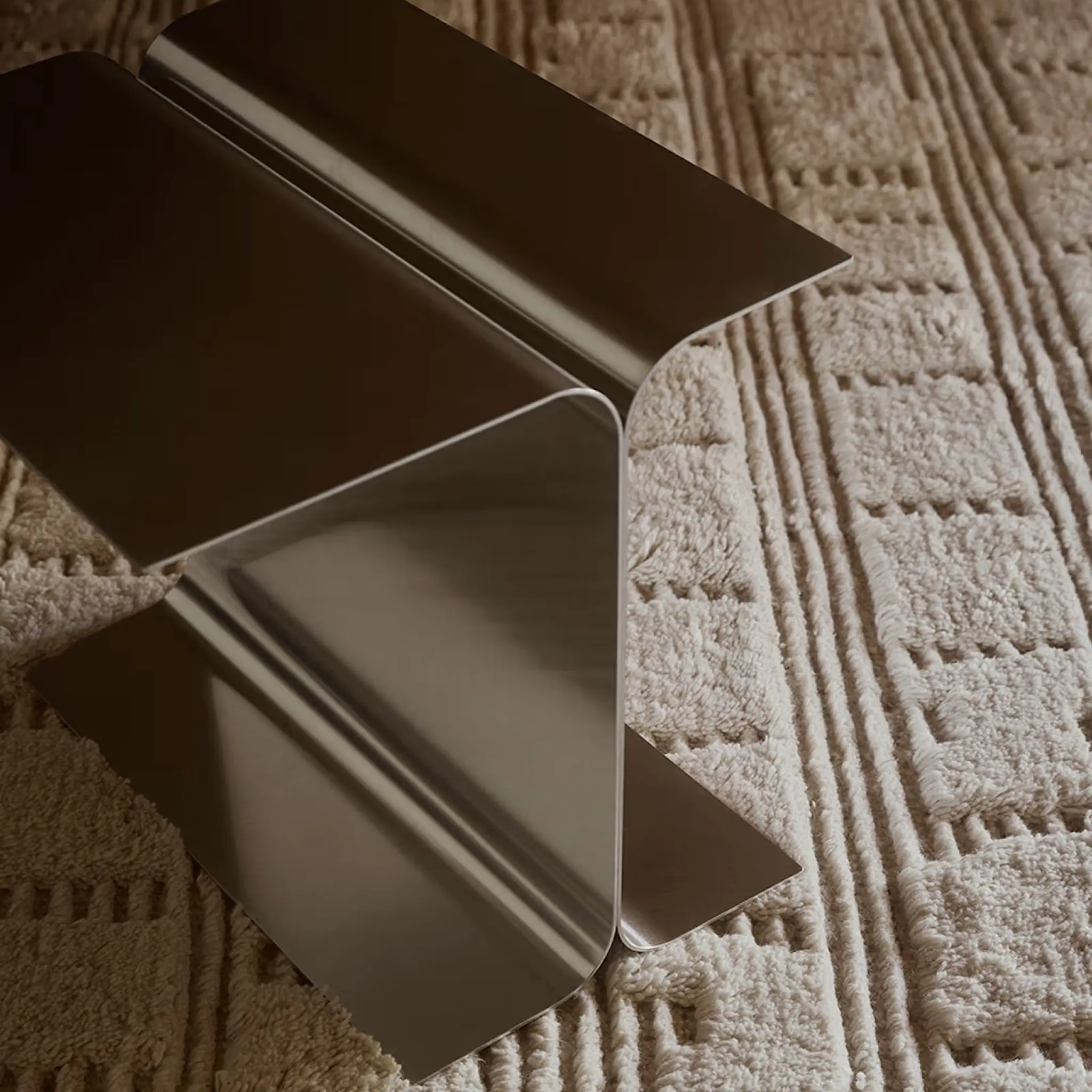 Luce Aluminium sidebord