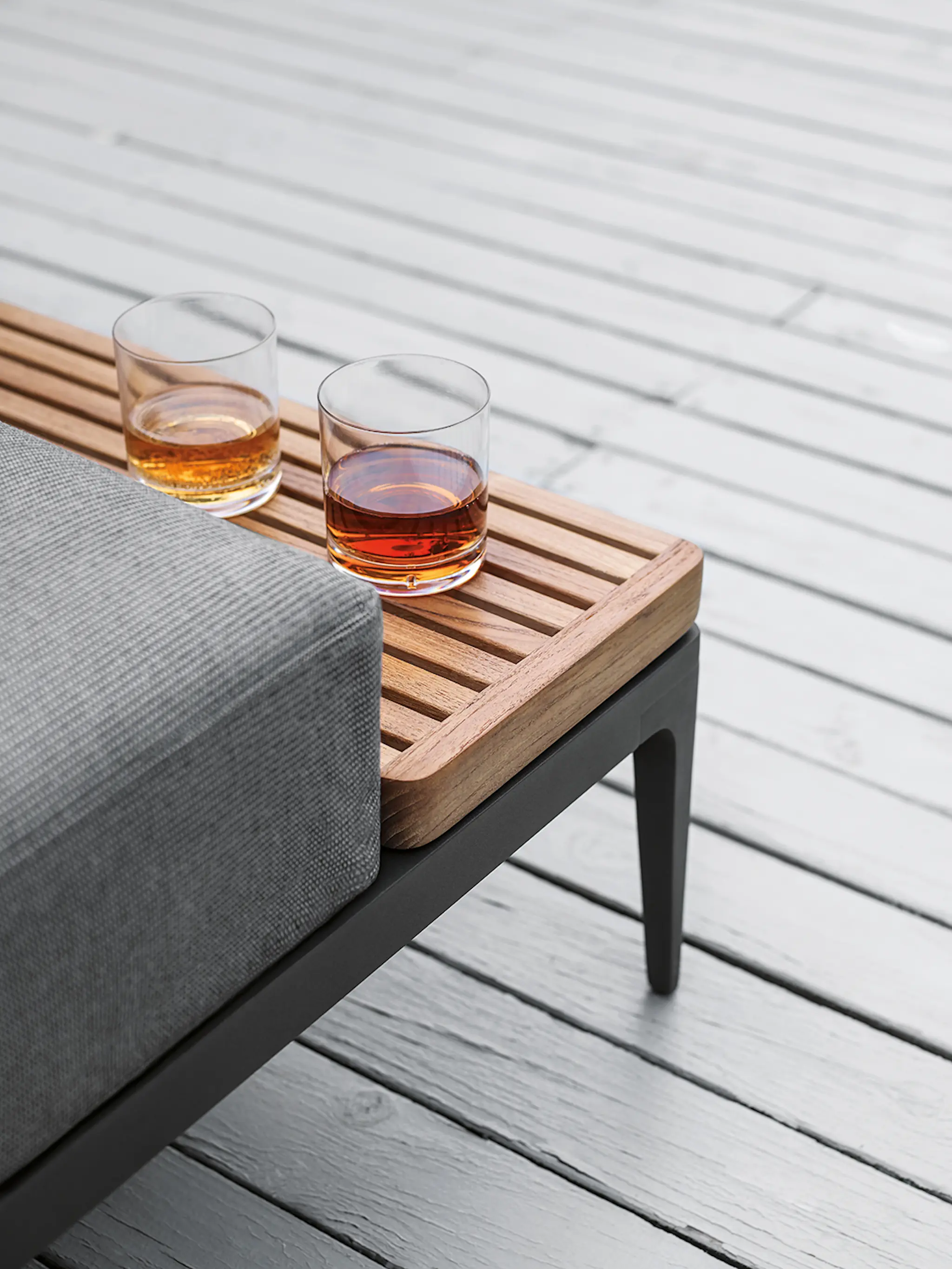 Grid Lounge Ottoman