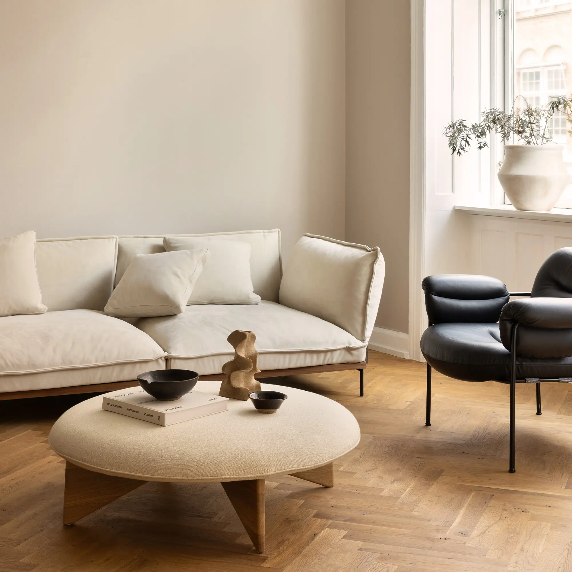 10656024__P_image_f99c6a15-6d3b-45c1-940a-a2d6e35db1f9